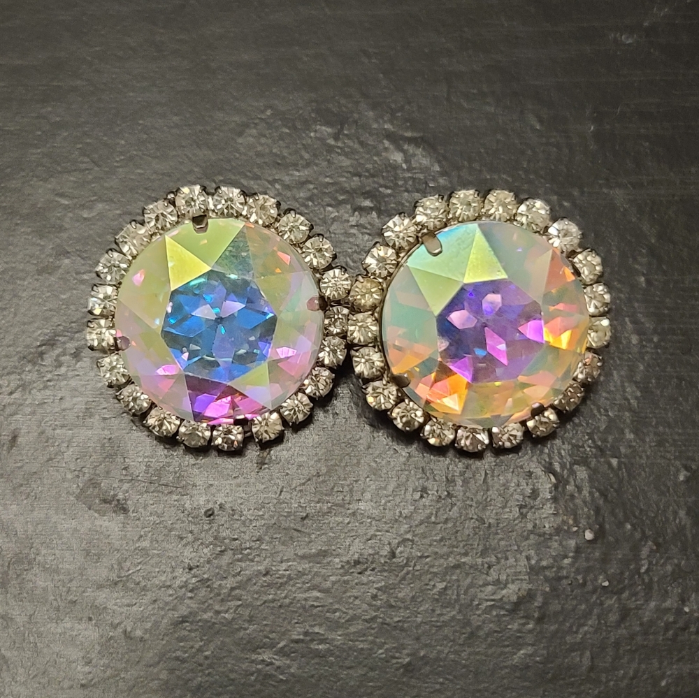 Large statement clipons.
